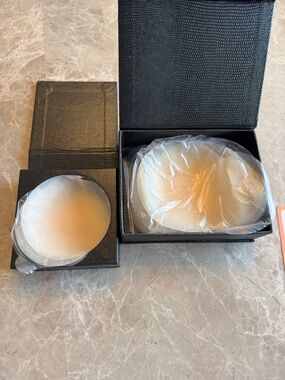 2 nippies skin Nippies Skin